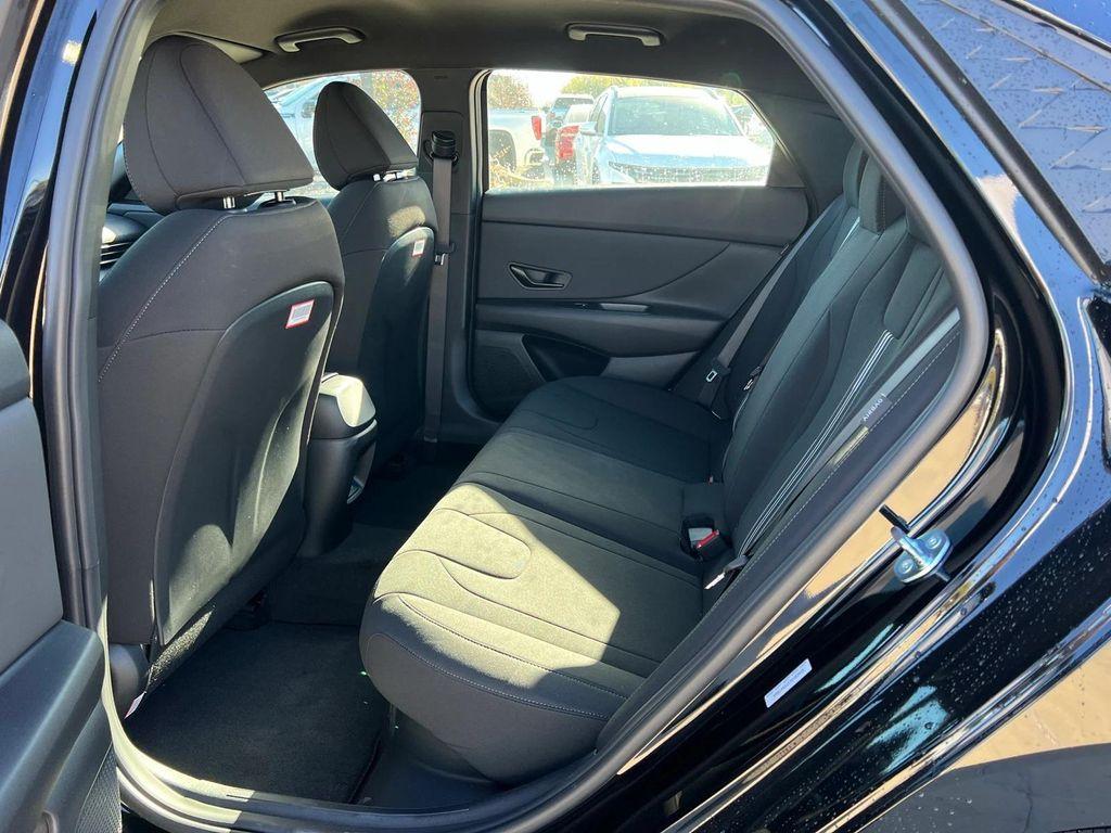 new 2026 Hyundai ELANTRA HEV car, priced at $28,560