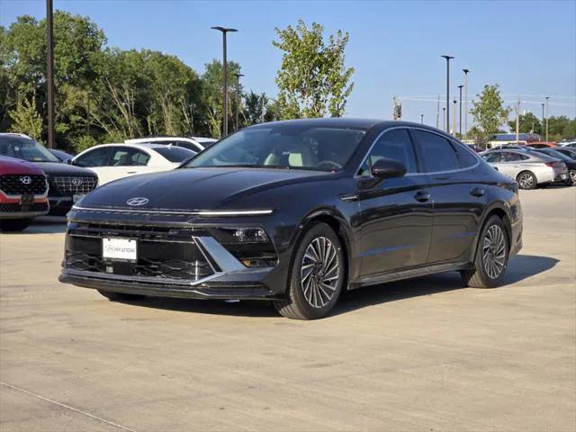 new 2024 Hyundai Sonata Hybrid car, priced at $30,510