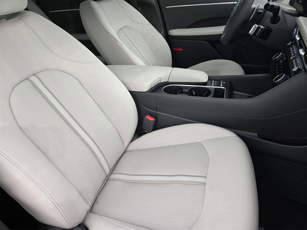 new 2025 Hyundai Sonata Hybrid car, priced at $28,842