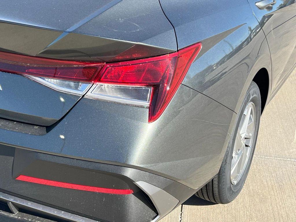 new 2026 Hyundai Elantra car