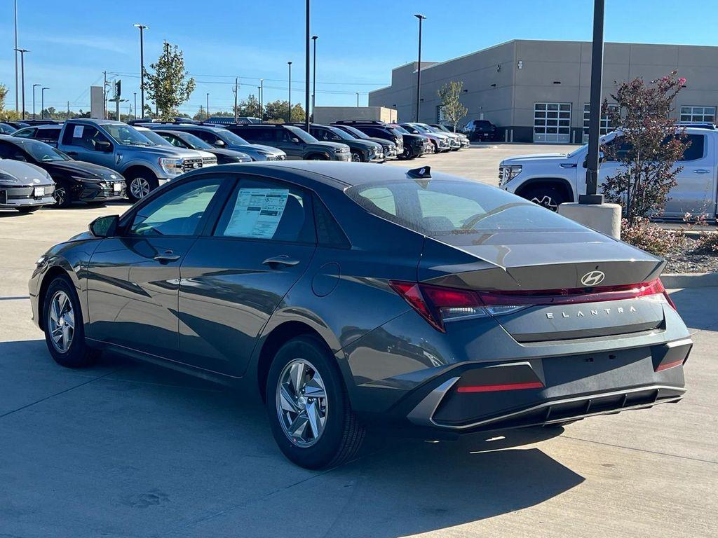 new 2026 Hyundai Elantra car