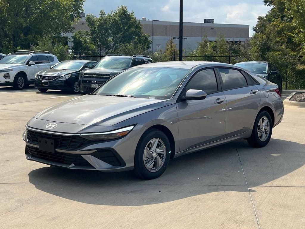 new 2025 Hyundai Elantra car, priced at $22,018