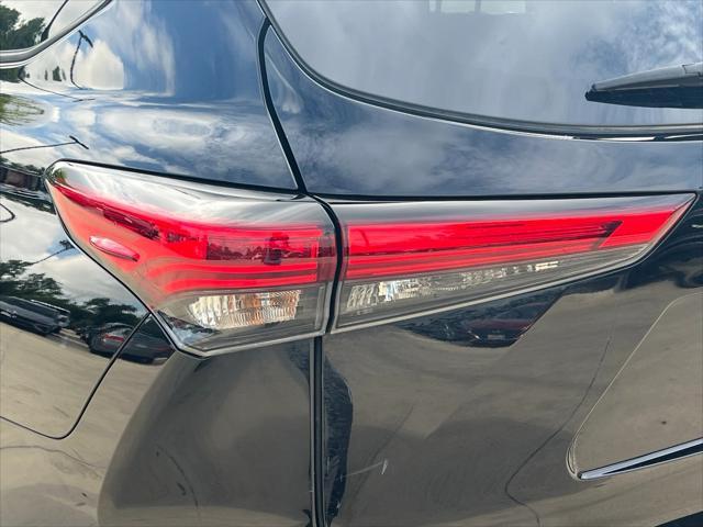 used 2023 Toyota Highlander car, priced at $41,000