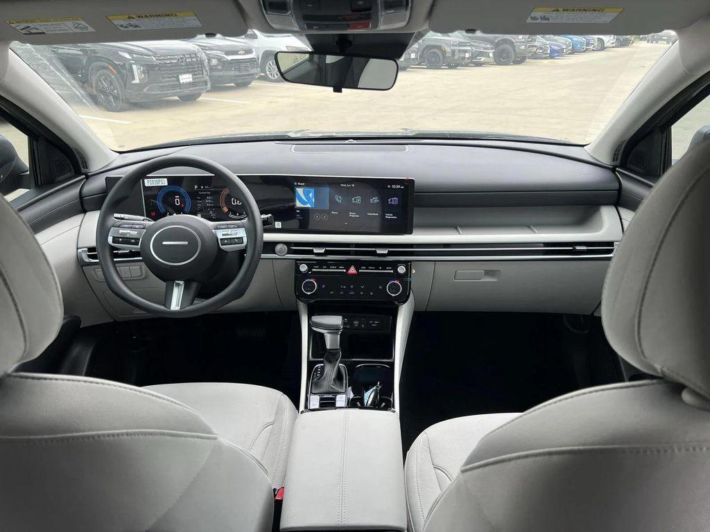 new 2025 Hyundai Tucson car, priced at $28,149