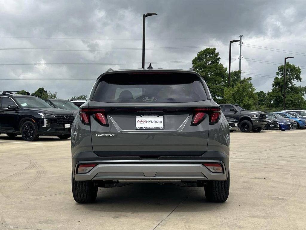 new 2025 Hyundai Tucson car, priced at $28,149