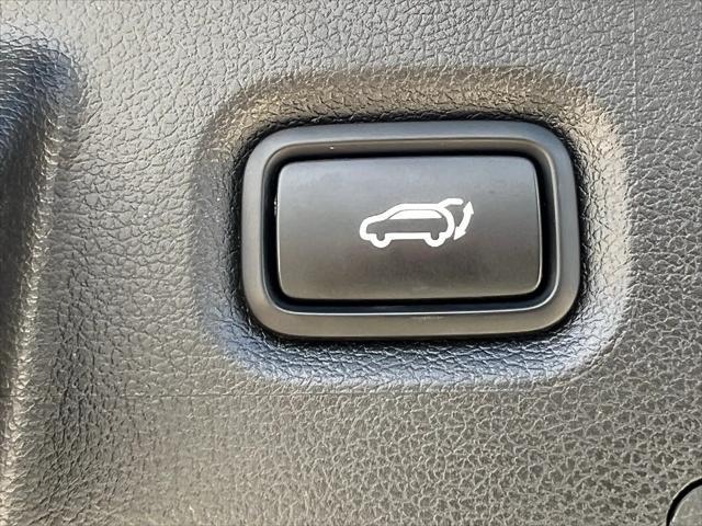 used 2023 Hyundai Santa Fe car, priced at $21,998