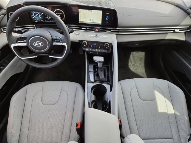 new 2025 Hyundai Elantra car, priced at $29,998