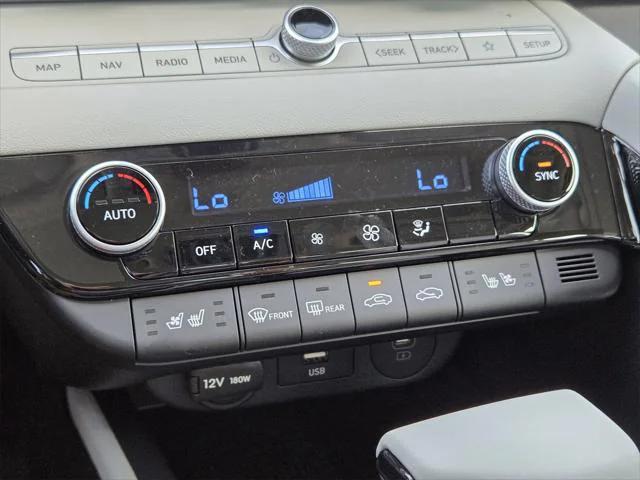 new 2025 Hyundai Elantra car, priced at $29,998