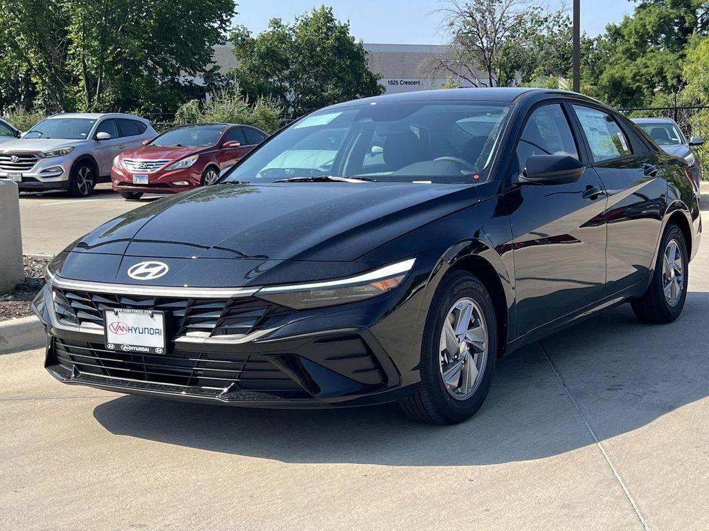 new 2025 Hyundai Elantra car, priced at $22,437
