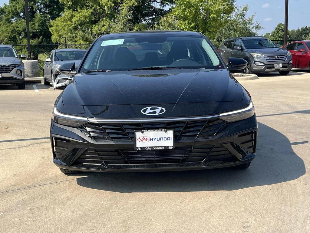 new 2025 Hyundai Elantra car, priced at $22,437