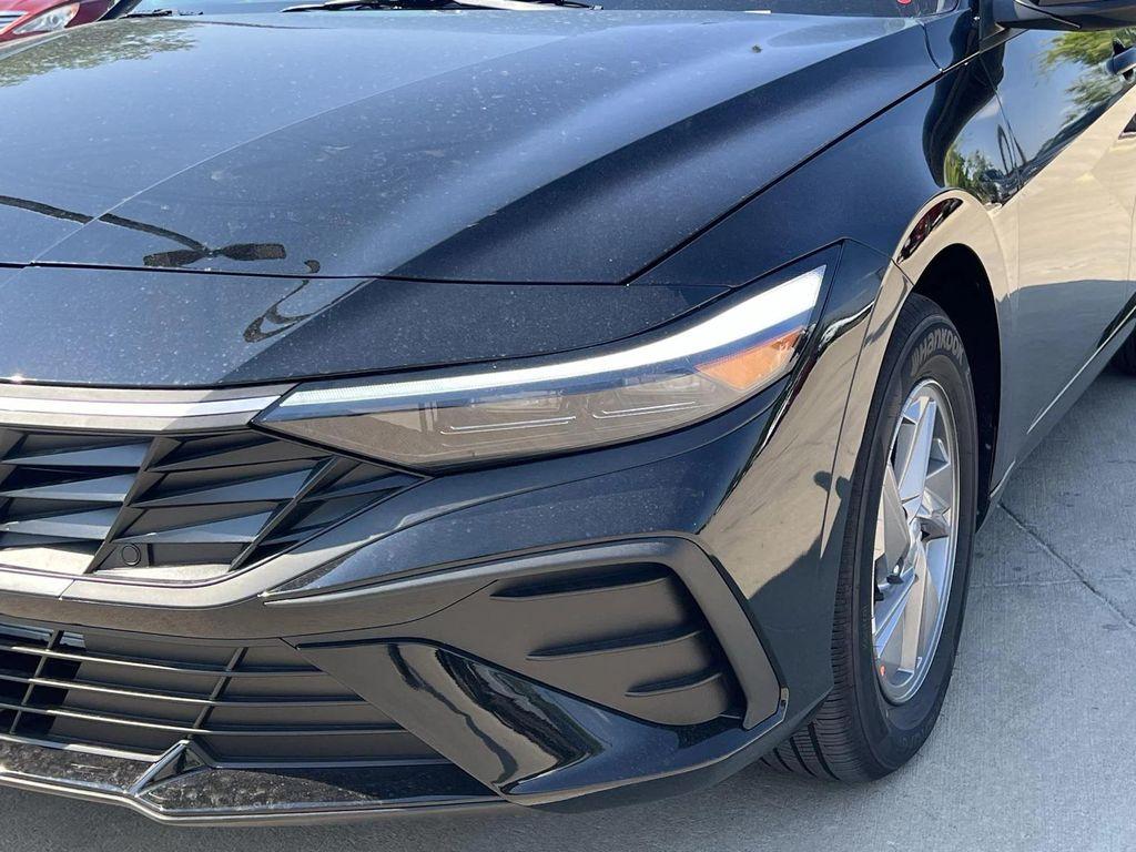 new 2025 Hyundai Elantra car, priced at $22,437