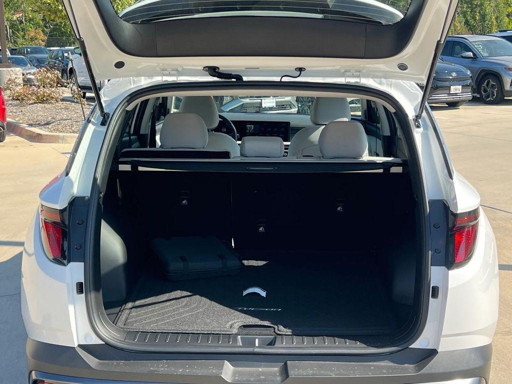 new 2026 Hyundai Tucson car, priced at $30,780