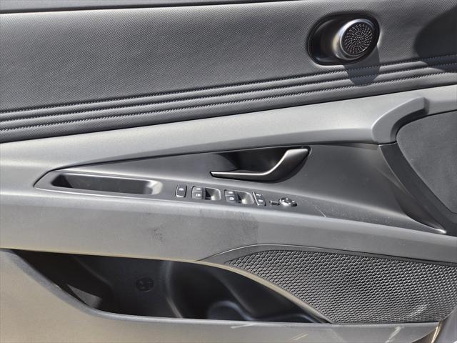 new 2025 Hyundai Elantra car, priced at $23,036