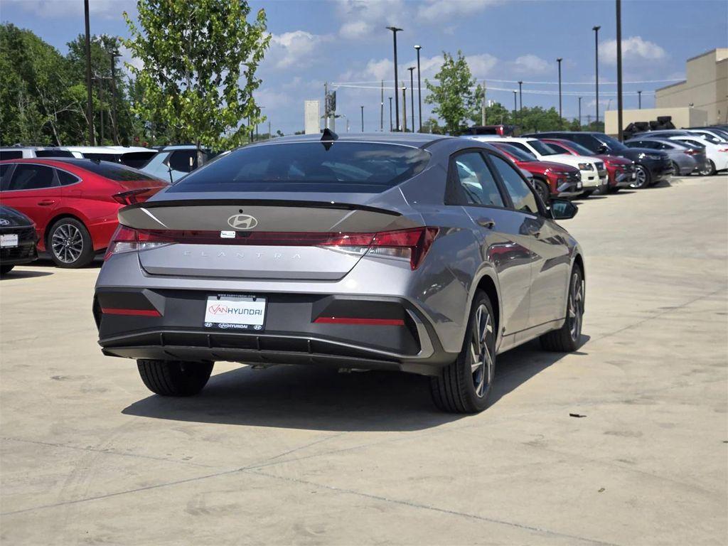 new 2025 Hyundai Elantra car, priced at $24,086