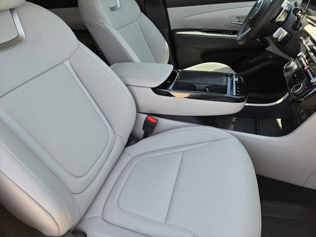 new 2025 Hyundai TUCSON Hybrid car, priced at $40,135