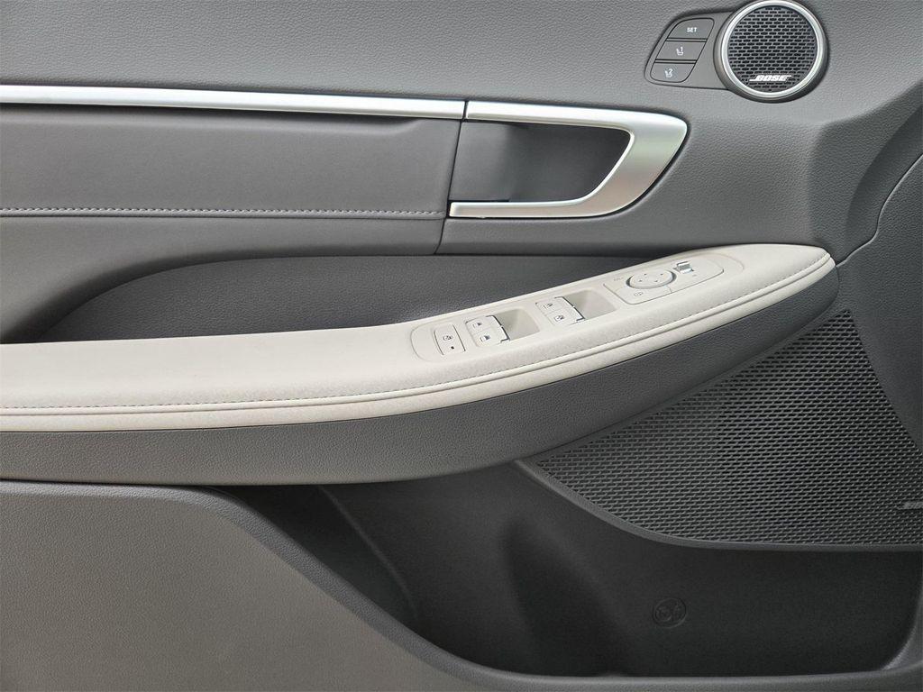 new 2025 Hyundai Sonata Hybrid car, priced at $35,614