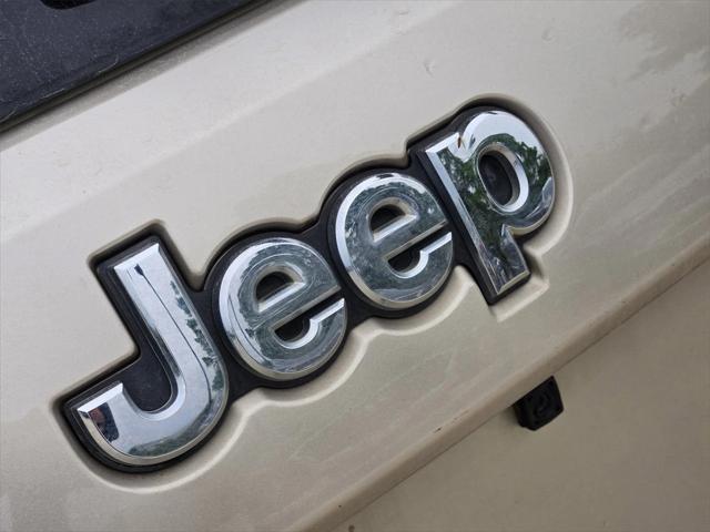 used 2015 Jeep Grand Cherokee car, priced at $15,690