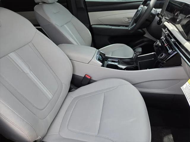 new 2025 Hyundai Tucson car, priced at $30,178