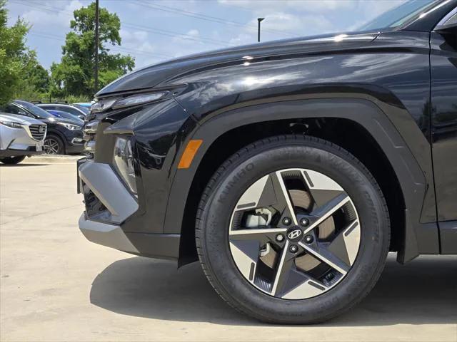new 2025 Hyundai Tucson car, priced at $30,178