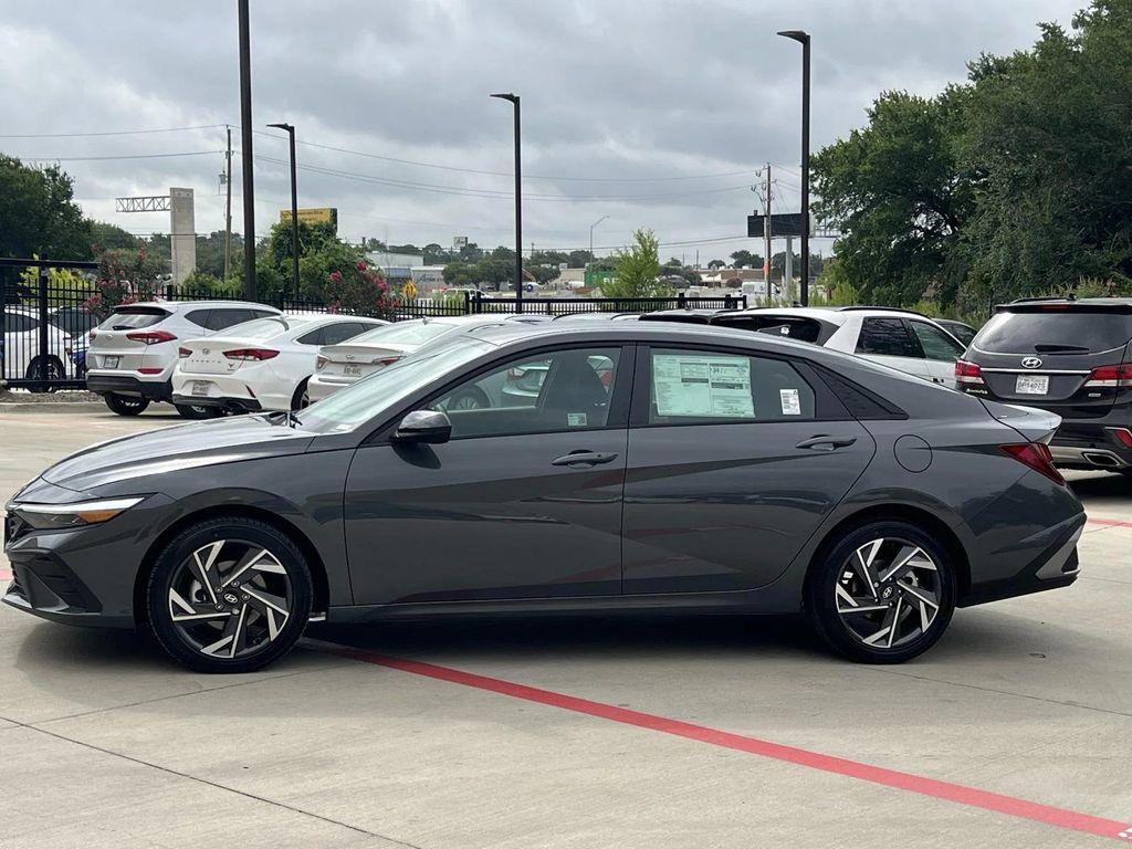 new 2025 Hyundai Elantra car, priced at $22,789
