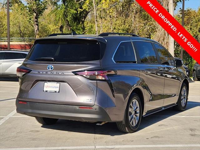 used 2023 Toyota Sienna car, priced at $42,618