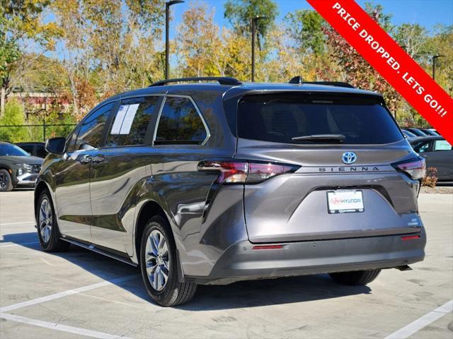 used 2023 Toyota Sienna car, priced at $42,618