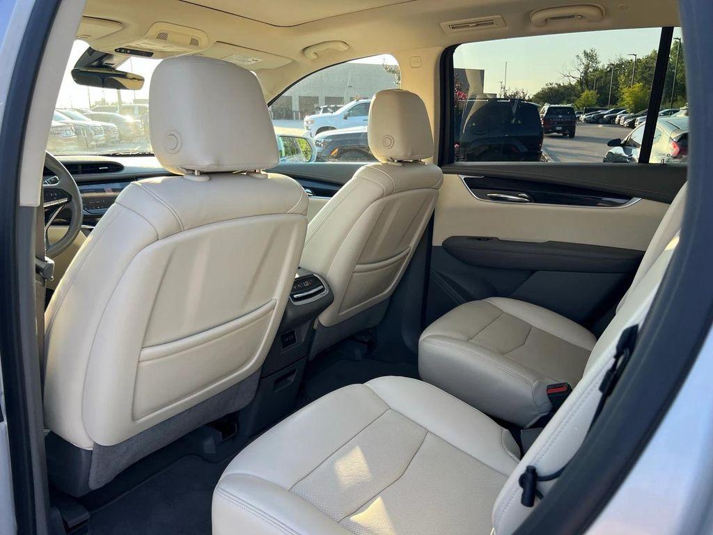 used 2020 Cadillac XT6 car, priced at $23,581