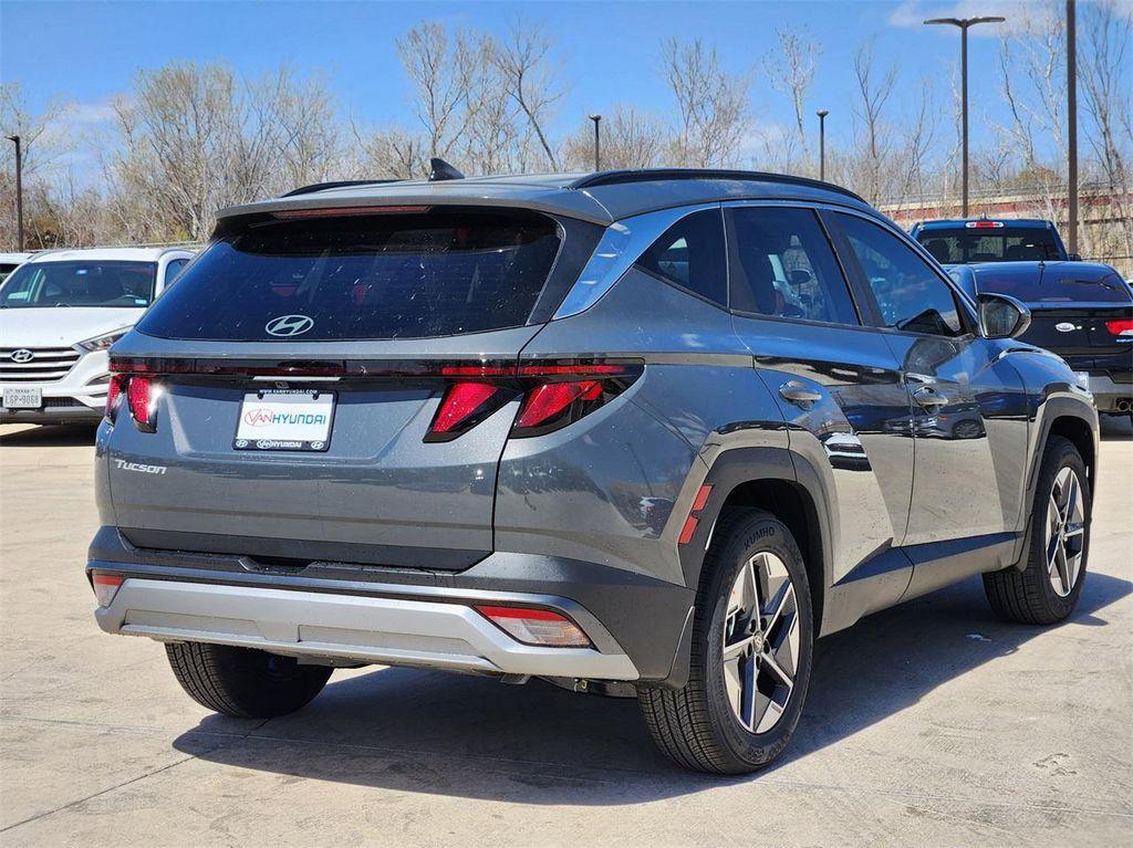 new 2025 Hyundai Tucson car, priced at $28,392
