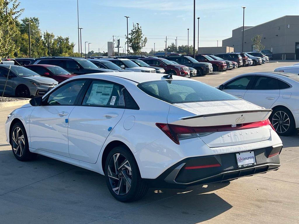 new 2025 Hyundai Elantra car, priced at $24,310