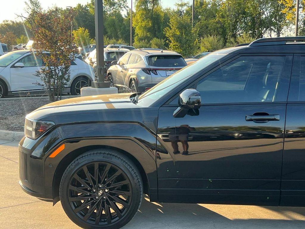used 2025 Hyundai Santa Fe car, priced at $39,999