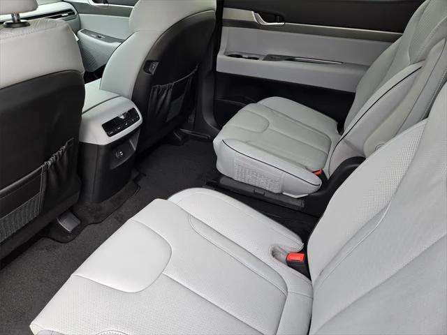 new 2025 Hyundai Palisade car, priced at $40,032