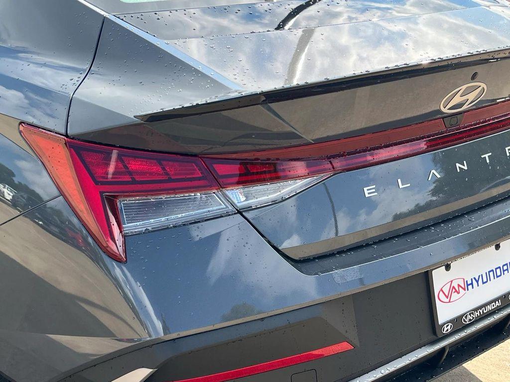 new 2025 Hyundai Elantra car, priced at $27,860