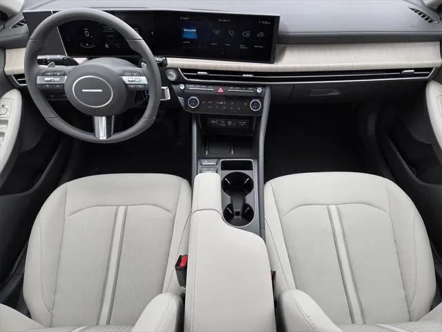 new 2025 Hyundai Sonata Hybrid car, priced at $30,977