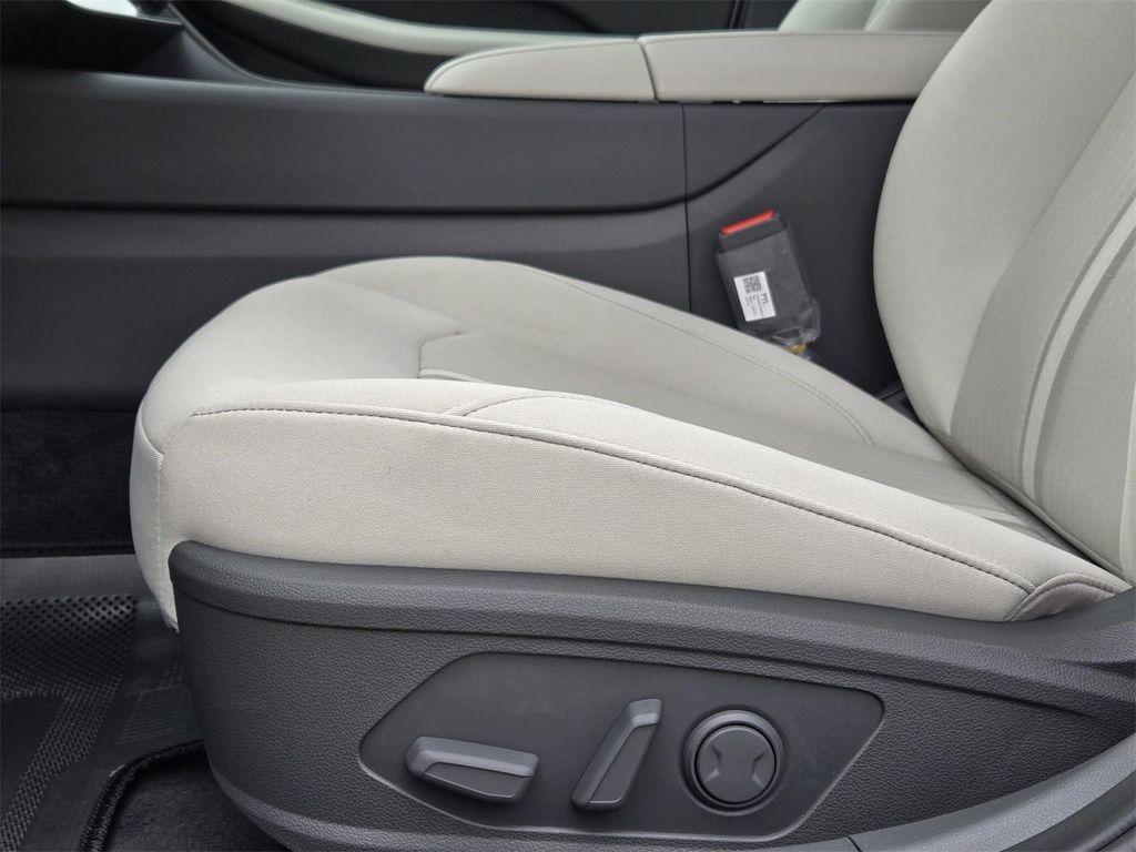 new 2025 Hyundai Sonata Hybrid car, priced at $28,782