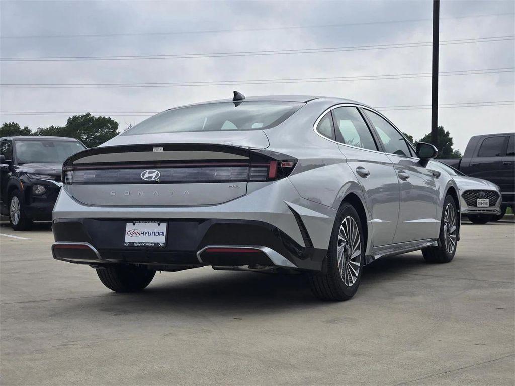 new 2025 Hyundai Sonata Hybrid car, priced at $28,782