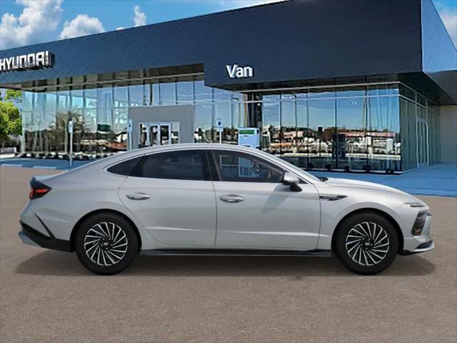 new 2025 Hyundai Sonata Hybrid car, priced at $31,477