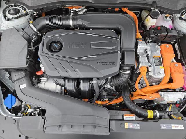 new 2025 Hyundai Sonata Hybrid car, priced at $30,977
