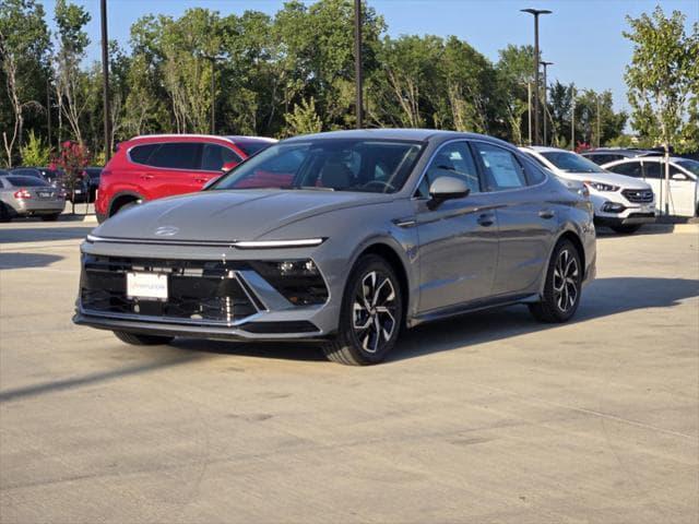 new 2024 Hyundai Sonata car, priced at $29,200