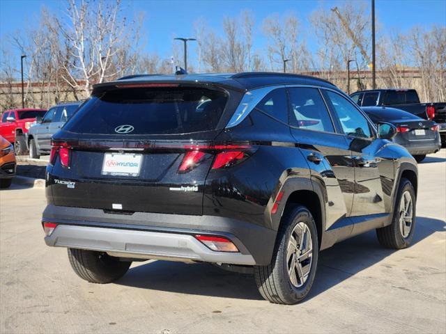 new 2025 Hyundai TUCSON Hybrid car, priced at $33,495