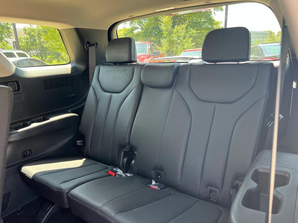 used 2024 Hyundai Palisade car, priced at $34,999
