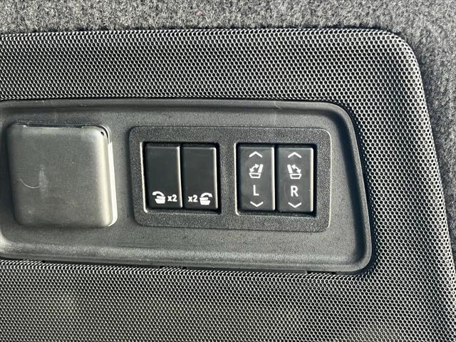 used 2021 Cadillac Escalade ESV car, priced at $64,793
