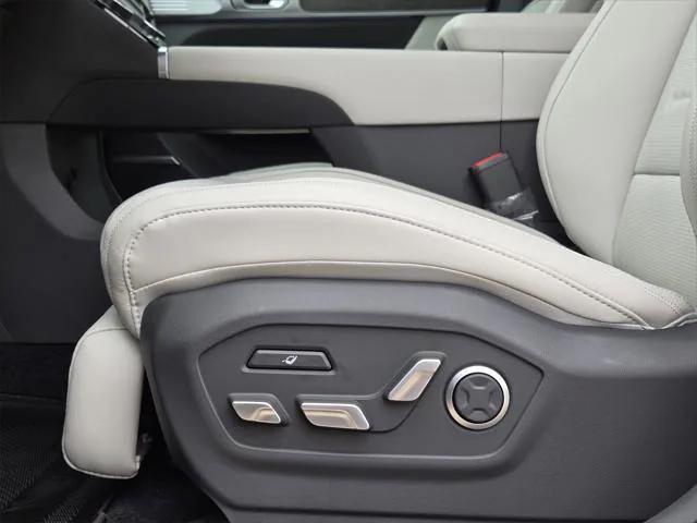 new 2025 Hyundai SANTA FE HEV car, priced at $47,654