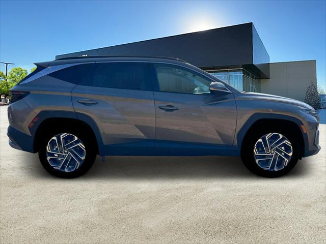 new 2025 Hyundai TUCSON Hybrid car, priced at $41,214