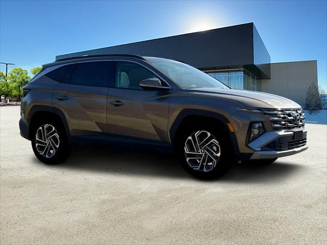 new 2025 Hyundai TUCSON Hybrid car, priced at $41,214