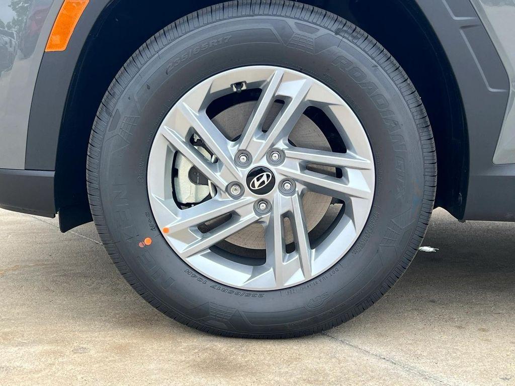 new 2026 Hyundai Tucson car, priced at $30,085