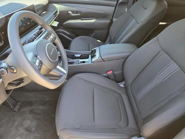 new 2025 Hyundai Tucson car, priced at $30,178