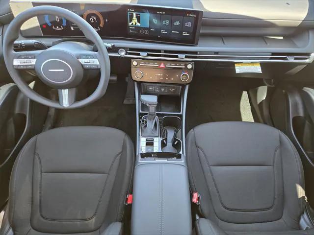new 2025 Hyundai Tucson car, priced at $30,178