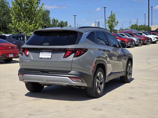 new 2025 Hyundai Tucson car, priced at $30,178
