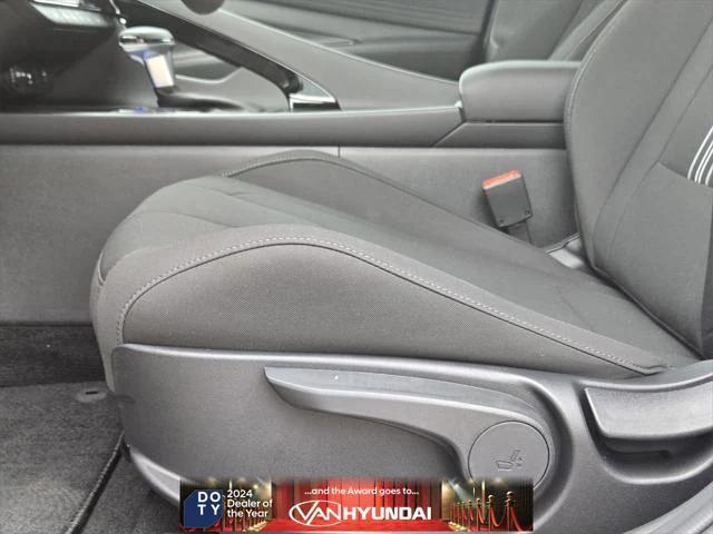 new 2025 Hyundai Elantra car, priced at $25,499