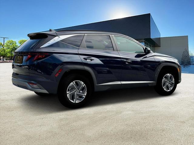 new 2025 Hyundai TUCSON Hybrid car, priced at $33,550